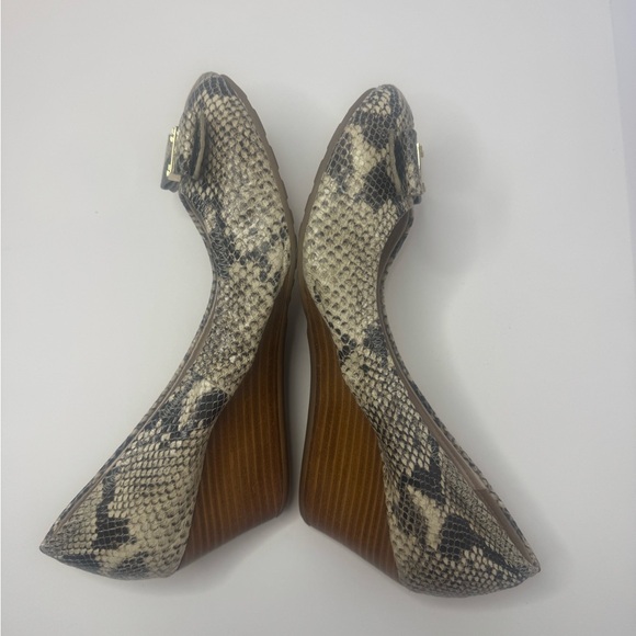 Cole Haan Tali Luxe Wedge Heels Size 9.5B - Picture 5 of 8